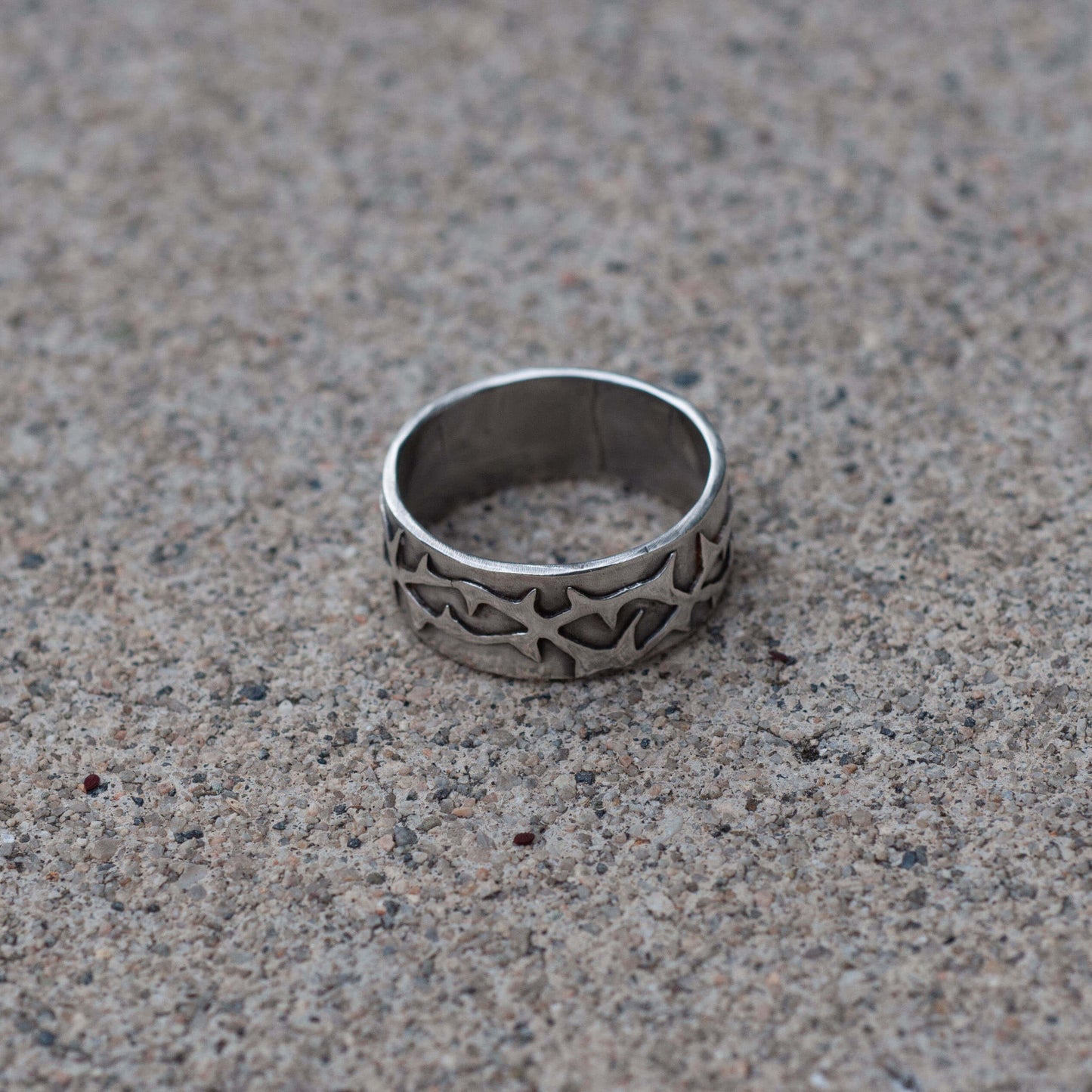 The Blackthorn Family Ring Slim