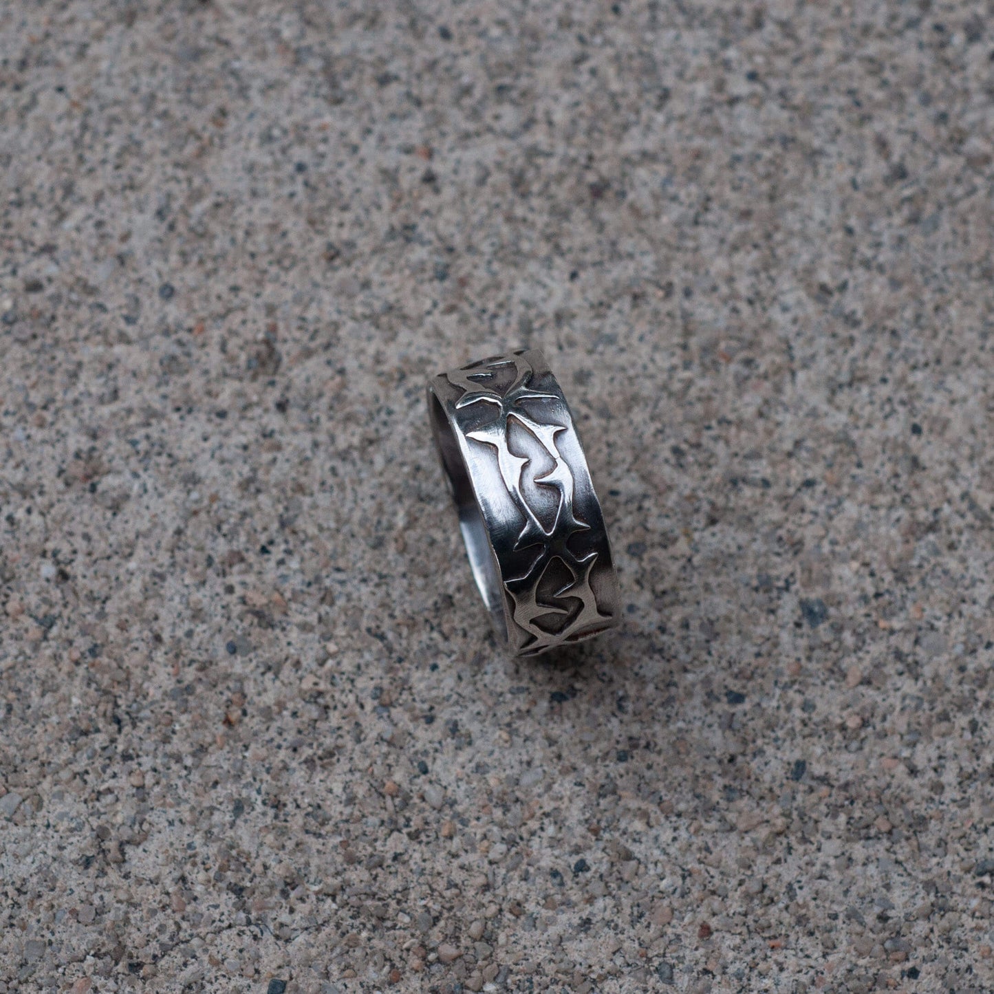 The Blackthorn Family Ring Slim