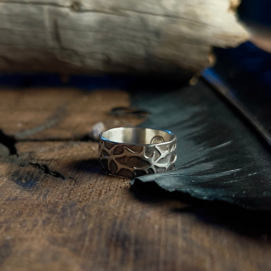 The Blackthorn Family Ring Slim