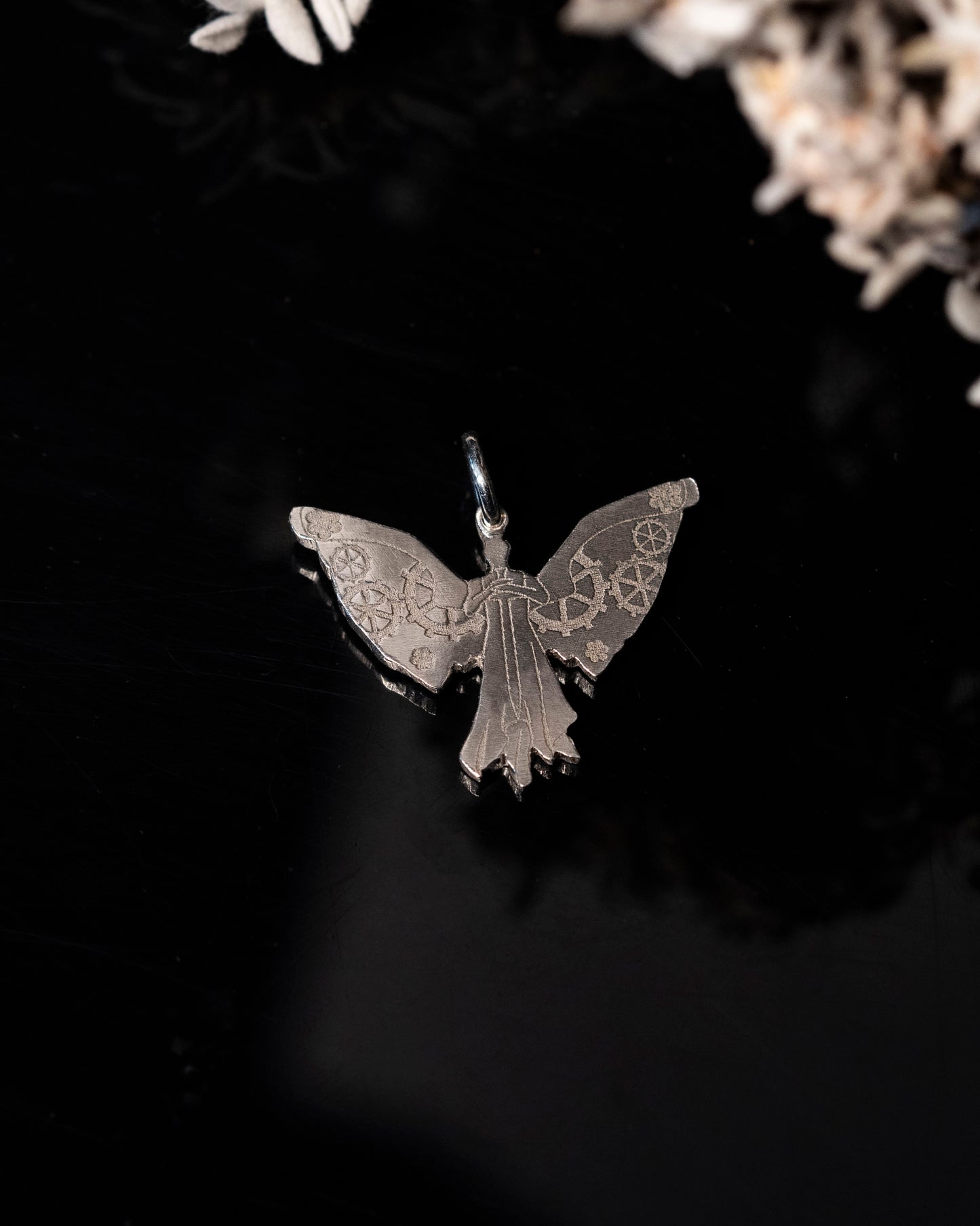 Tessa's Clockwork Angel - Mini Pendant Replica