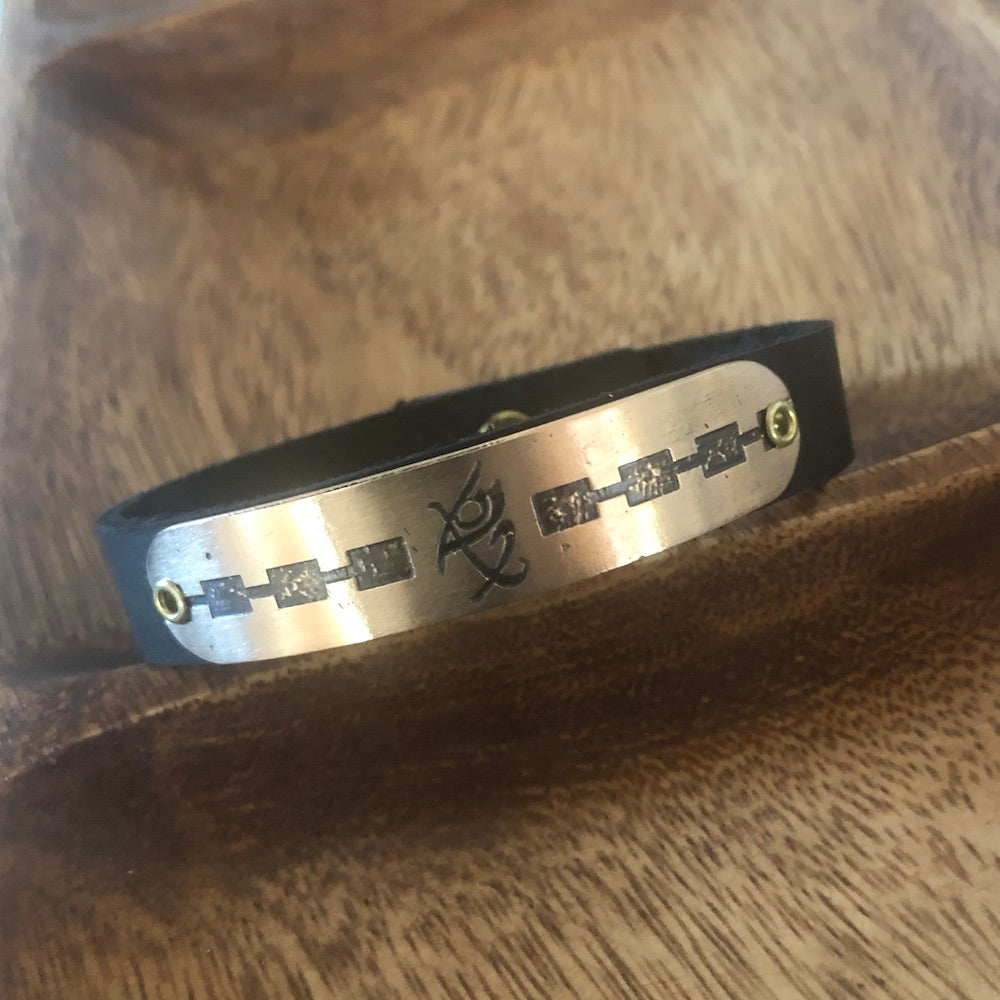 Distressed Family Symbol - Rune Bracelet