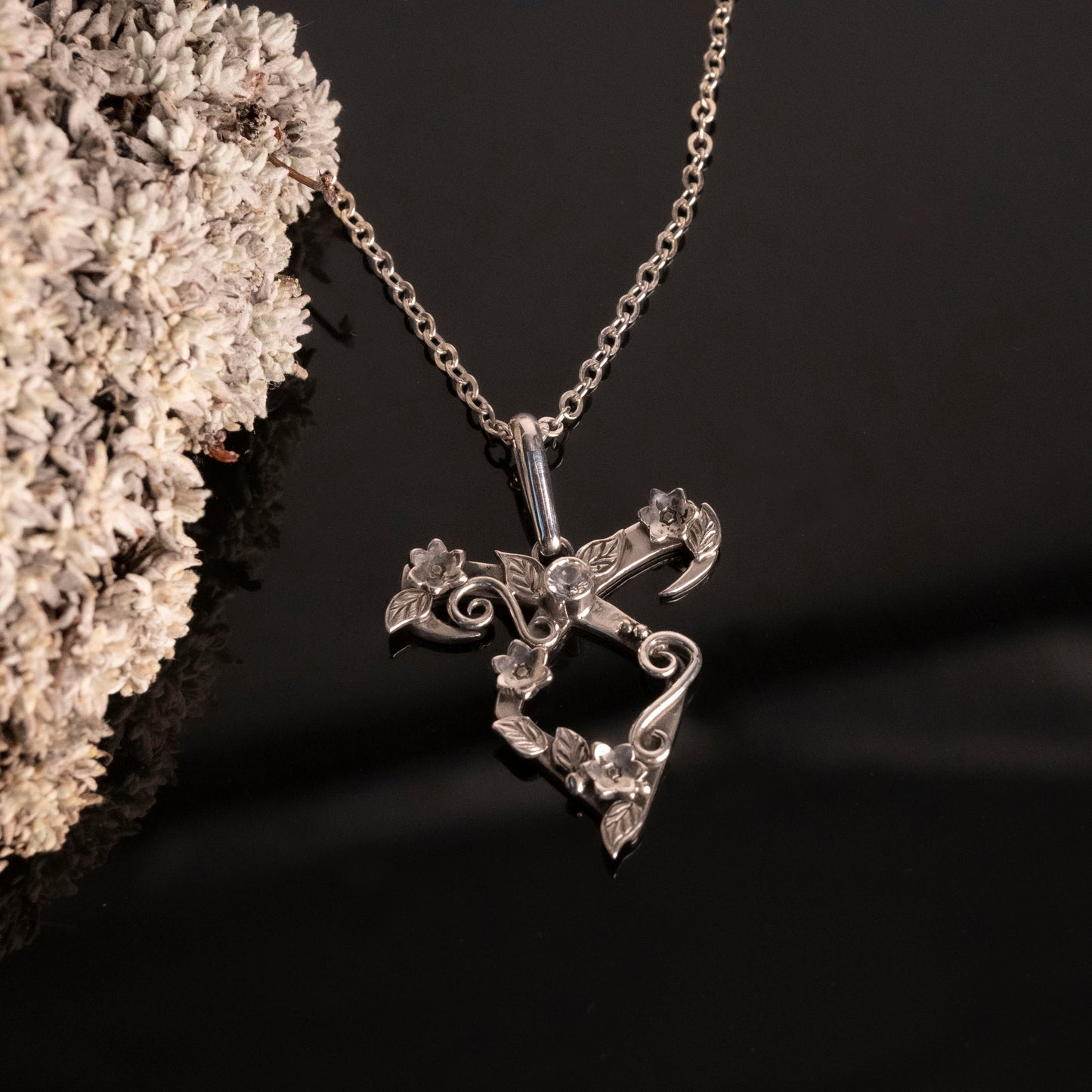flower power rune necklace - clear topaz