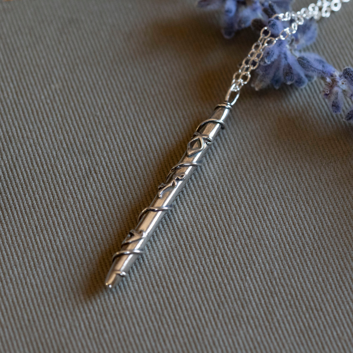 Tiny Stele Necklace