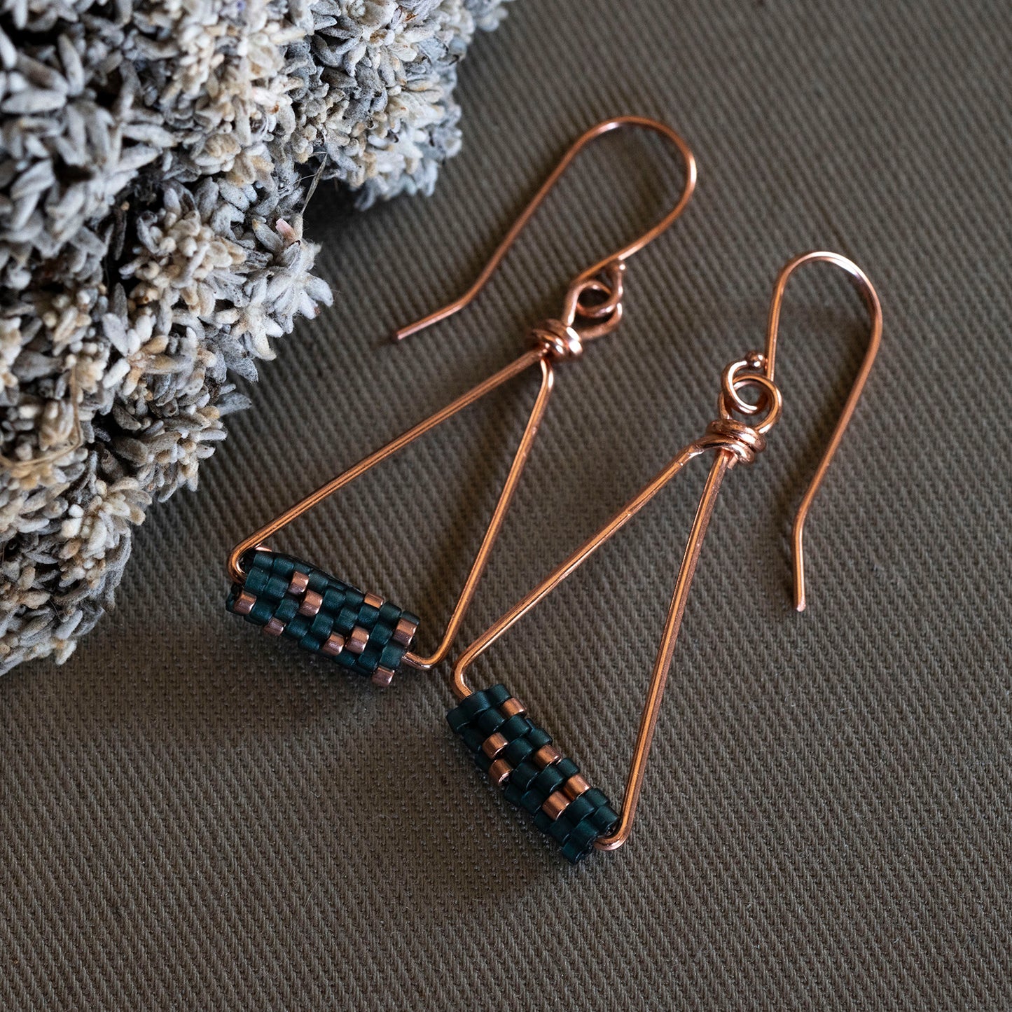 Wire and Beads Earrings - Hebel Design