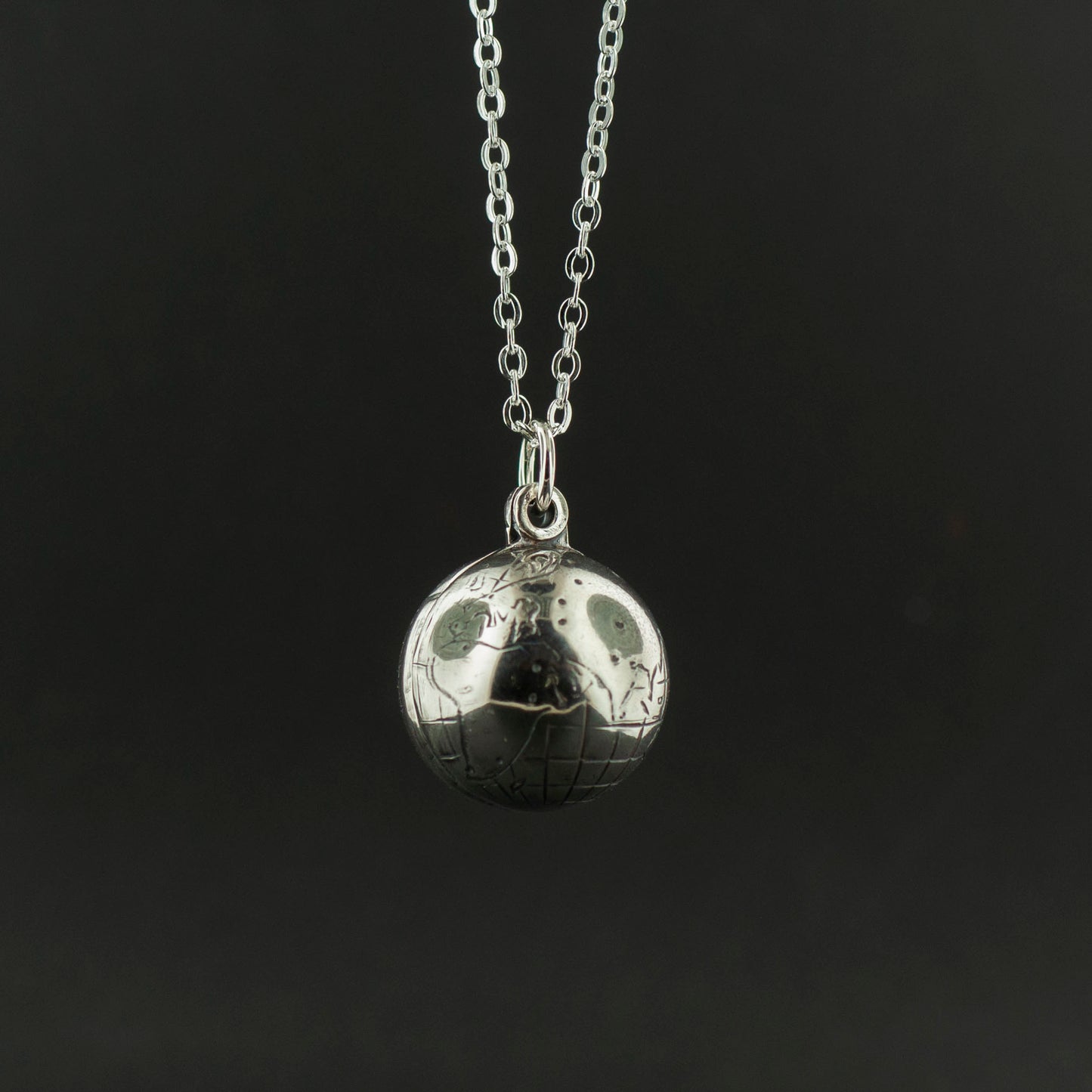 Cordelia's Globe necklace- silver