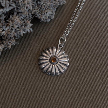 Daisy Necklace from the Last Hours, James and Cordelia