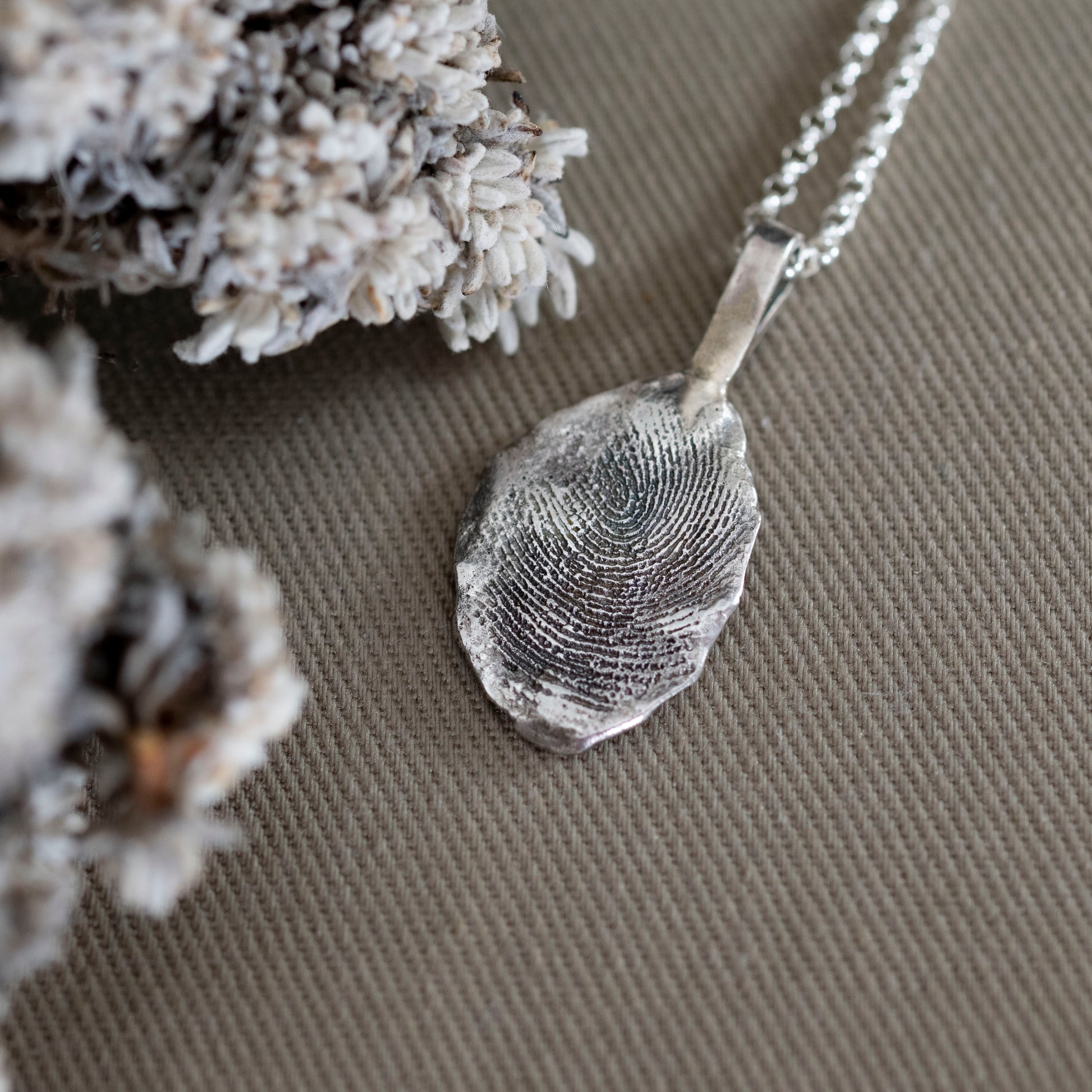 The Signature Touch Pendant - Hebel Design