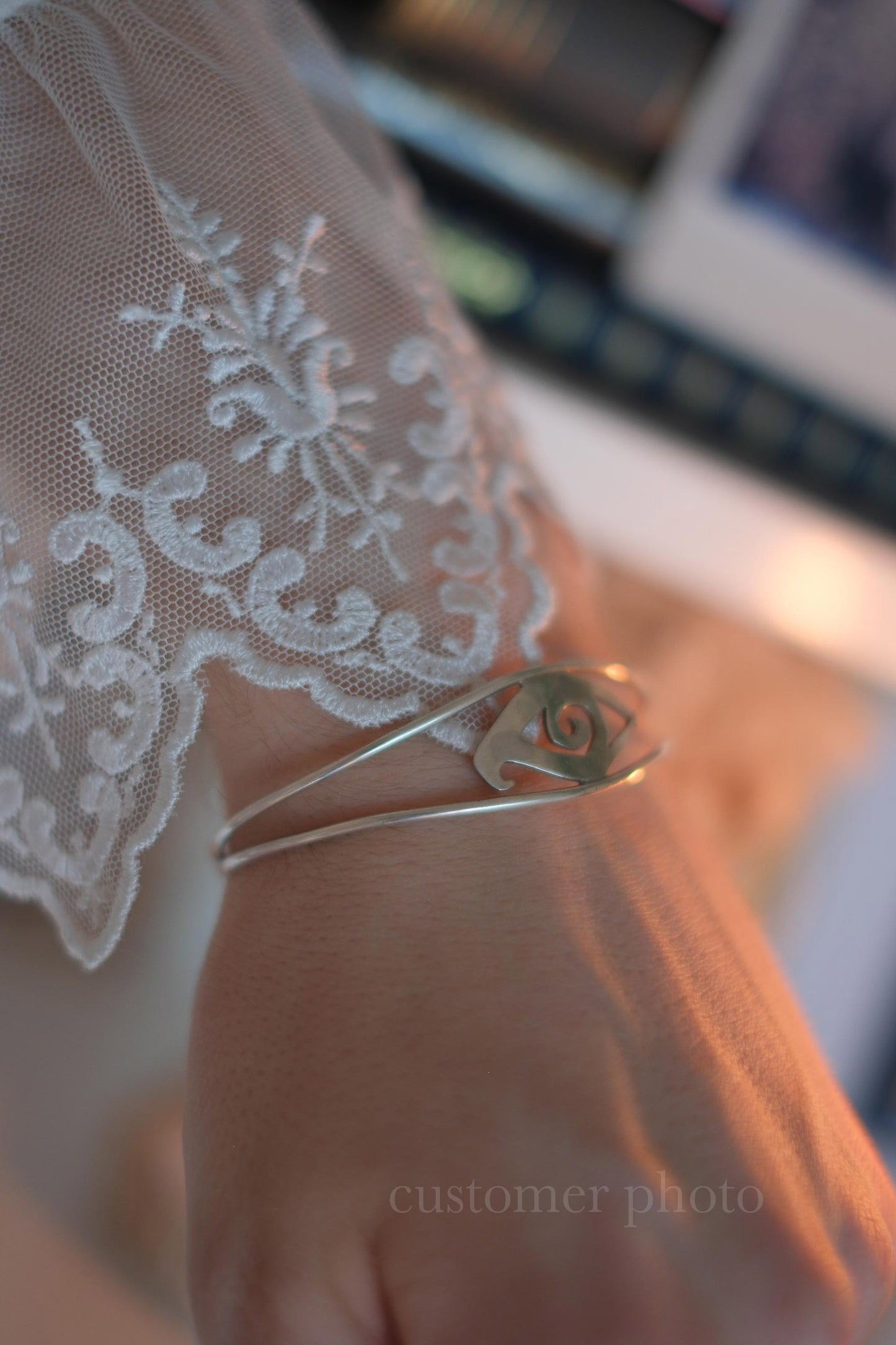 Voyance Rune Cuff