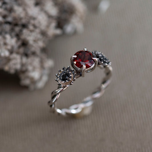 January Carnation and Garnet Ring in Sterling Silver - Hebel Design