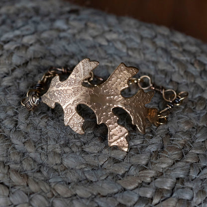 front detail of the Oak Leaf Bracelet inspired by the Last King of Faerie 