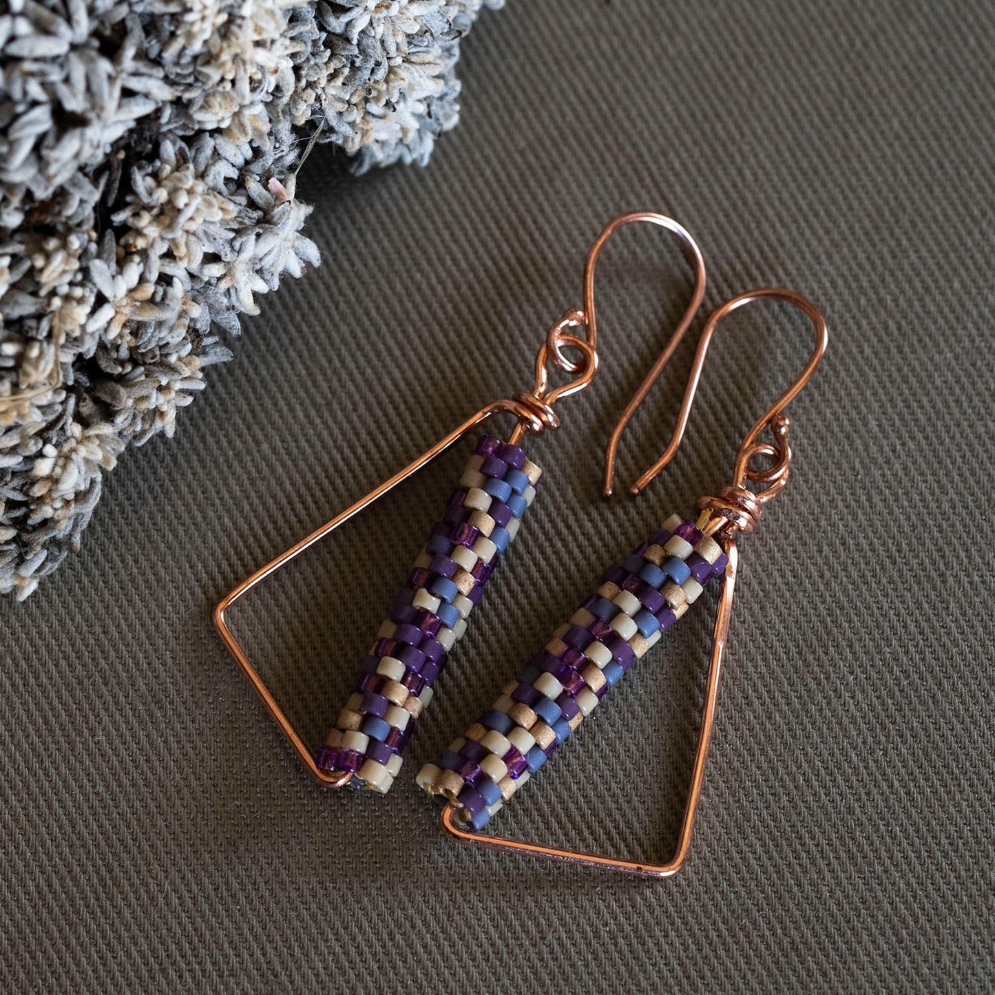 Wire and Beads Earrings - Hebel Design