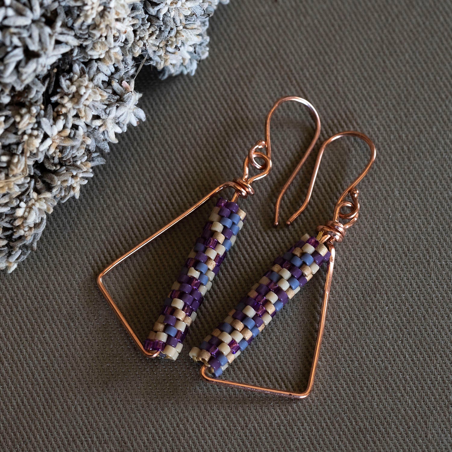 Wire and Beads Earrings - Hebel Design