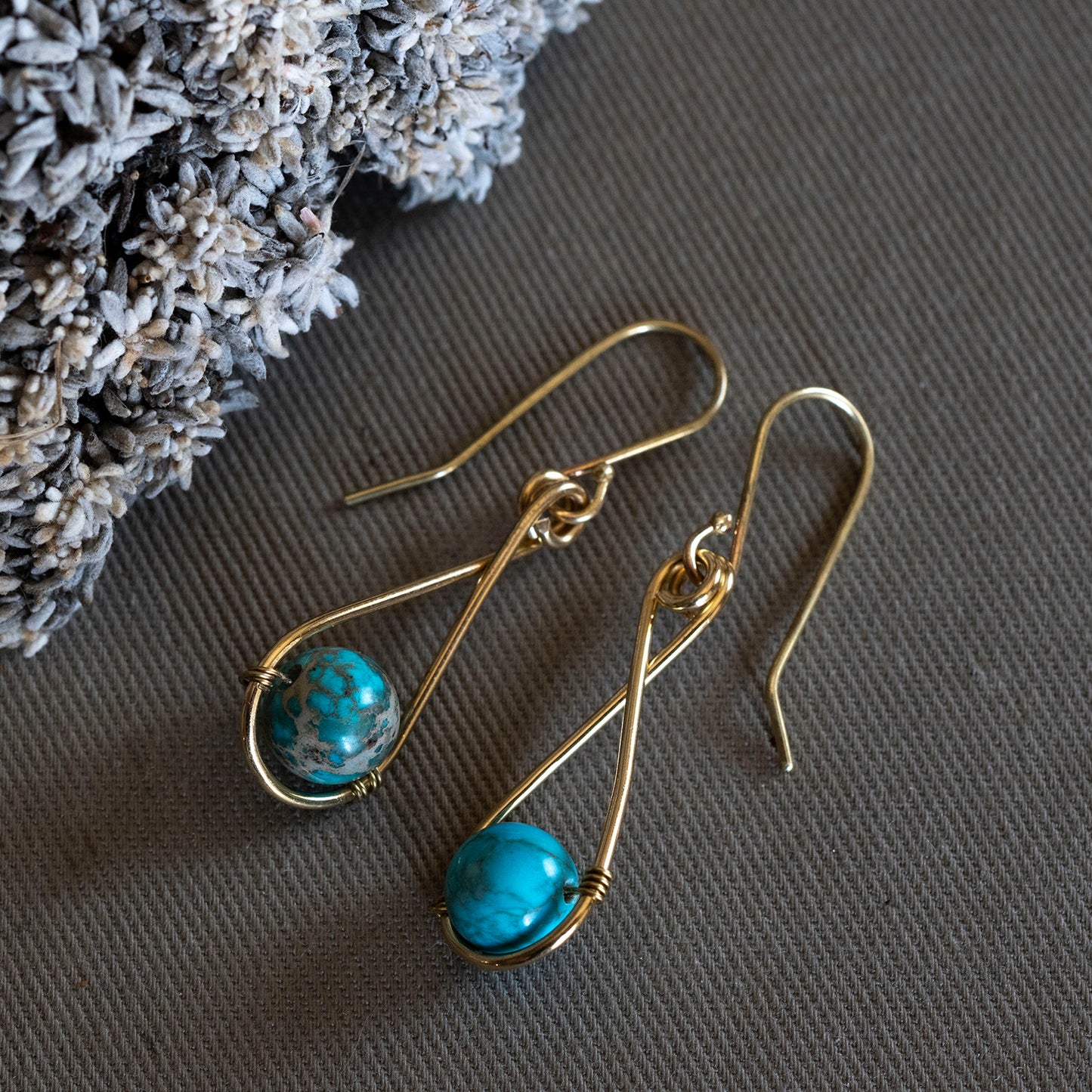 Wire and Beads Earrings - Hebel Design