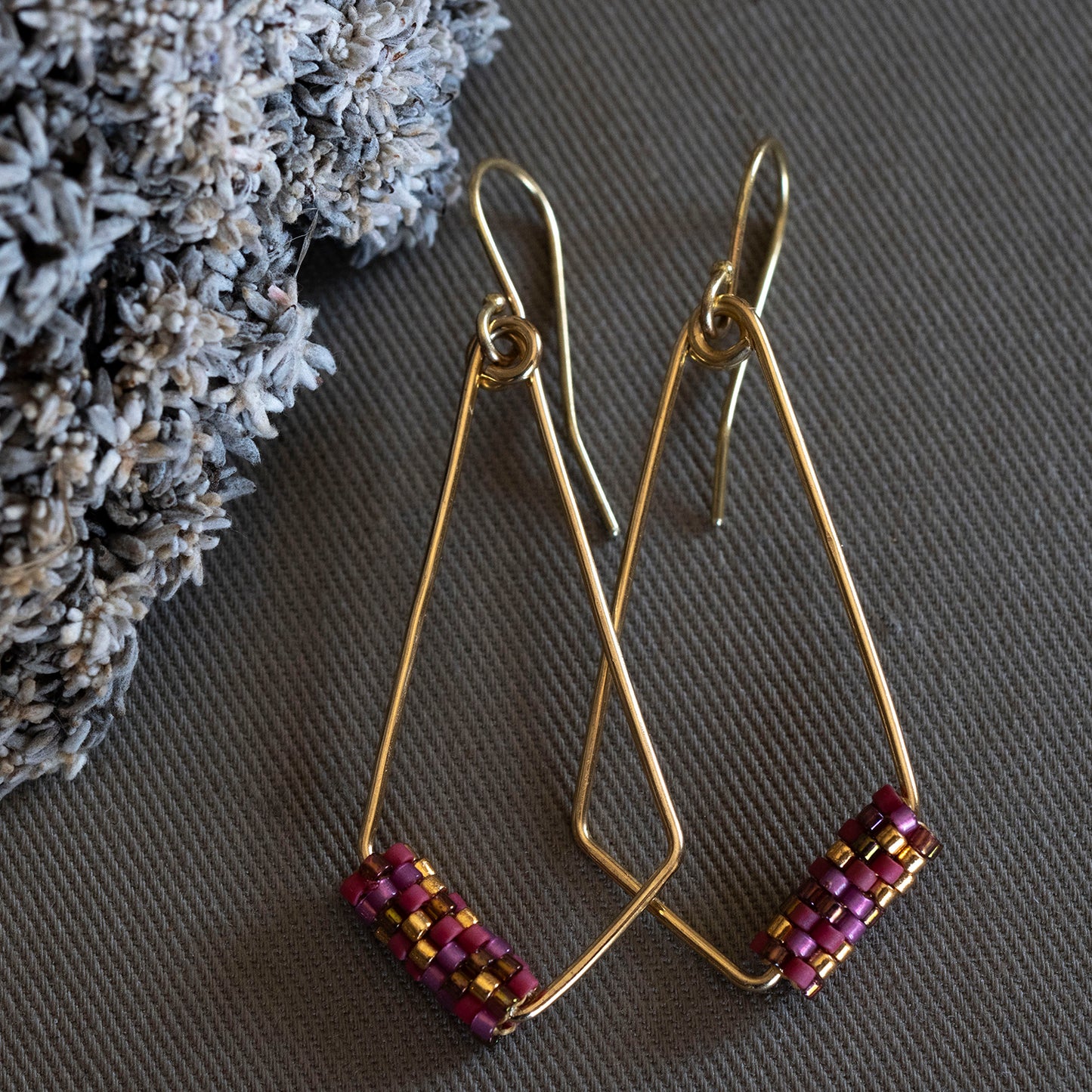 Wire and Beads Earrings - Hebel Design