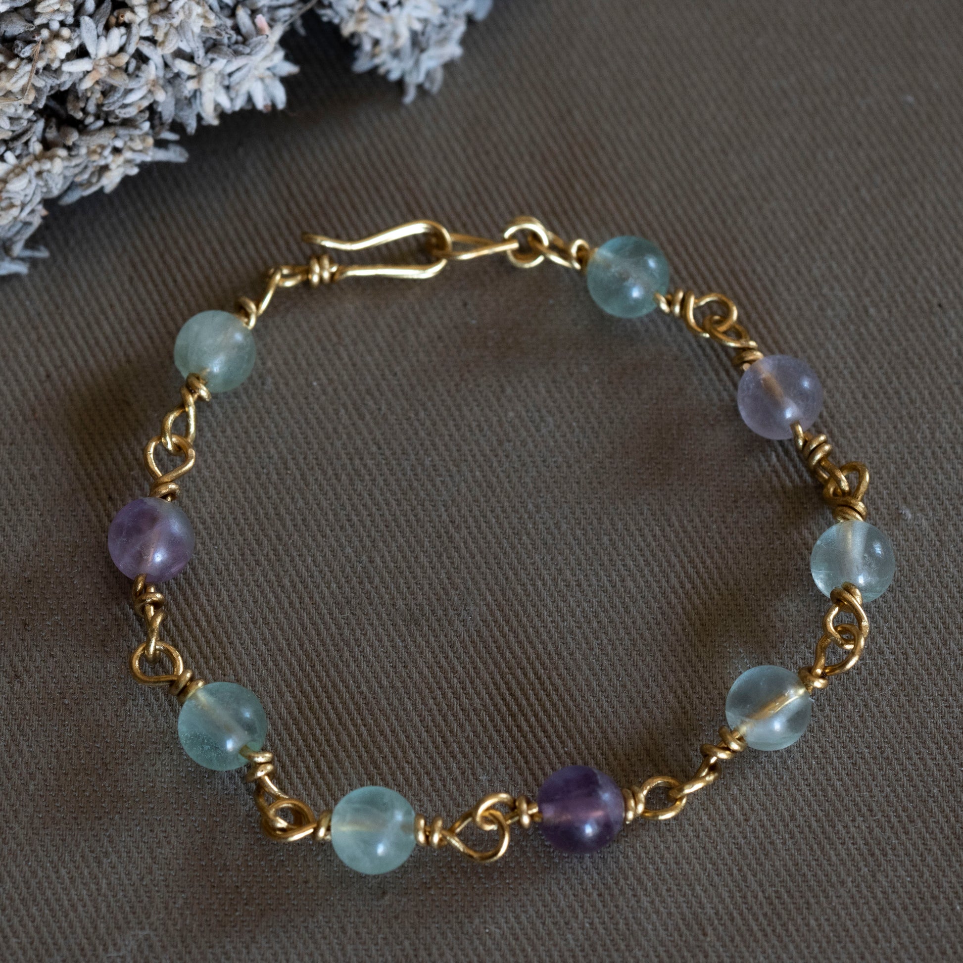 Wire wrapped Stone bracelets - Hebel Design